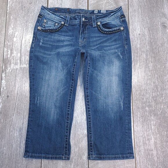 Miss Me Womens Easy Crop Jeans Size 30 Blue Denim Cropped Mid Rise Western Biker - Picture 2 of 9